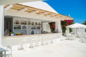 Nasce ‘Ostuni a Mare’: con la consulenza in gestione del gruppo Egnazia il resort di Rosa Marina cambia volto
