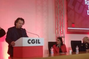Brindisi, Macchia (Cgil): ‘Nessun piano del governo sulla decarbonizzazione mentre esplode la cassa integrazione, è l’ora della mobilitazione’
