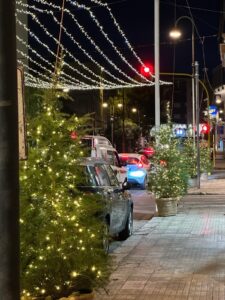 Ostuni, Alberi di Natale: con i proventi un parco giochi in Villa